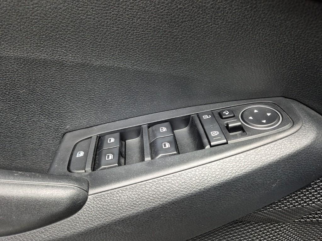 KIA Seltos 2023 Blanco - Importación desde Corea - HF Imports Iquique - Foto 17