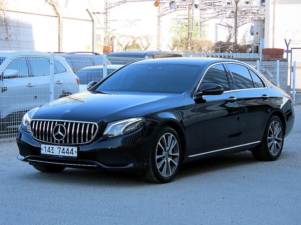 Mercedes Benz E class - Vista 2