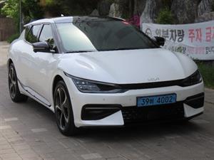 KIA EV6 - Vista 4