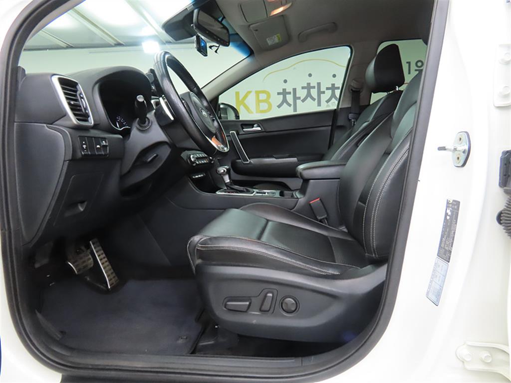 KIA Sportage - Vista 5