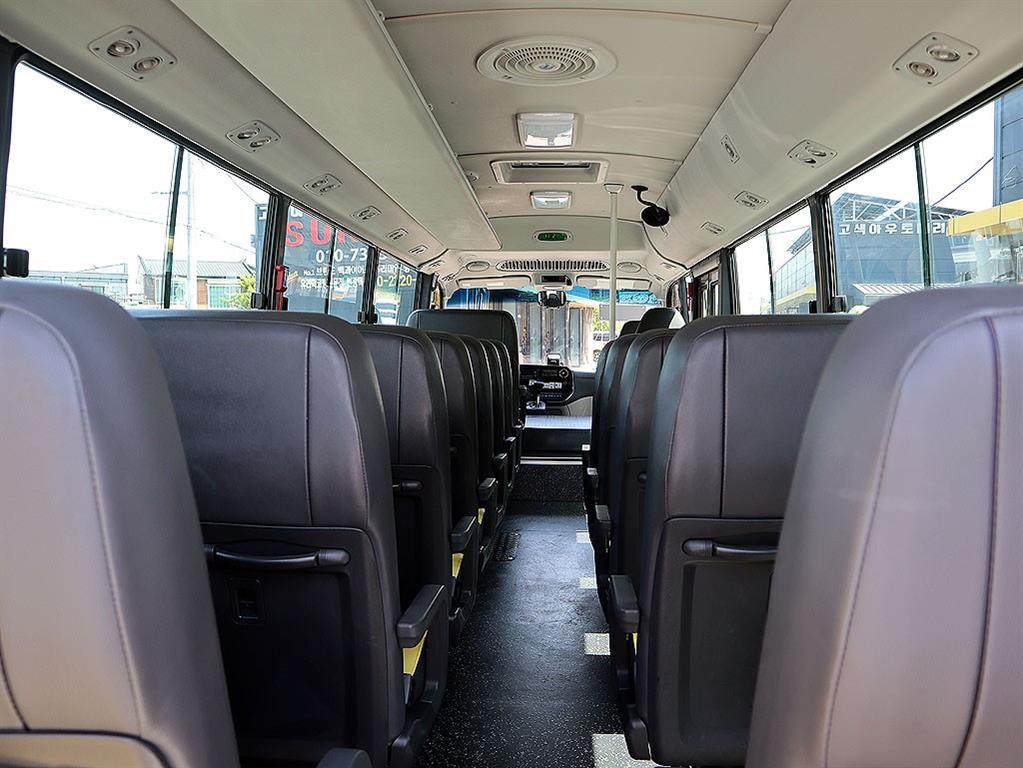 medium and large bus Hyundai bus 2022 Amarillo - Importación desde Corea - HF Imports Iquique - Foto 17