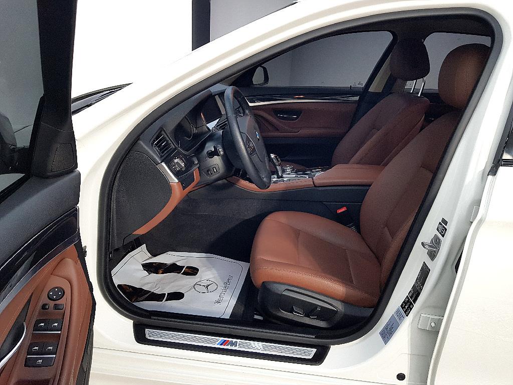 BMW 5 Series - Vista 8