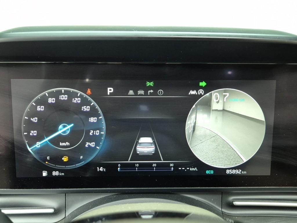 KIA Carnival - Vista 6