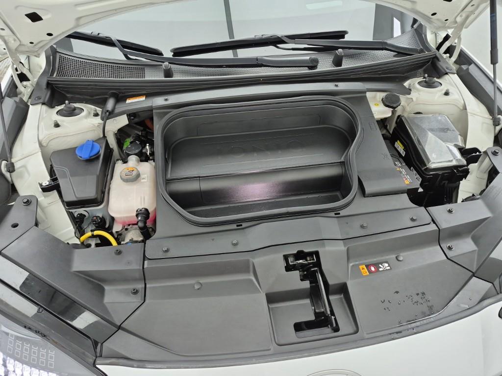 HYUNDAI Ioniq 6 - Vista 6