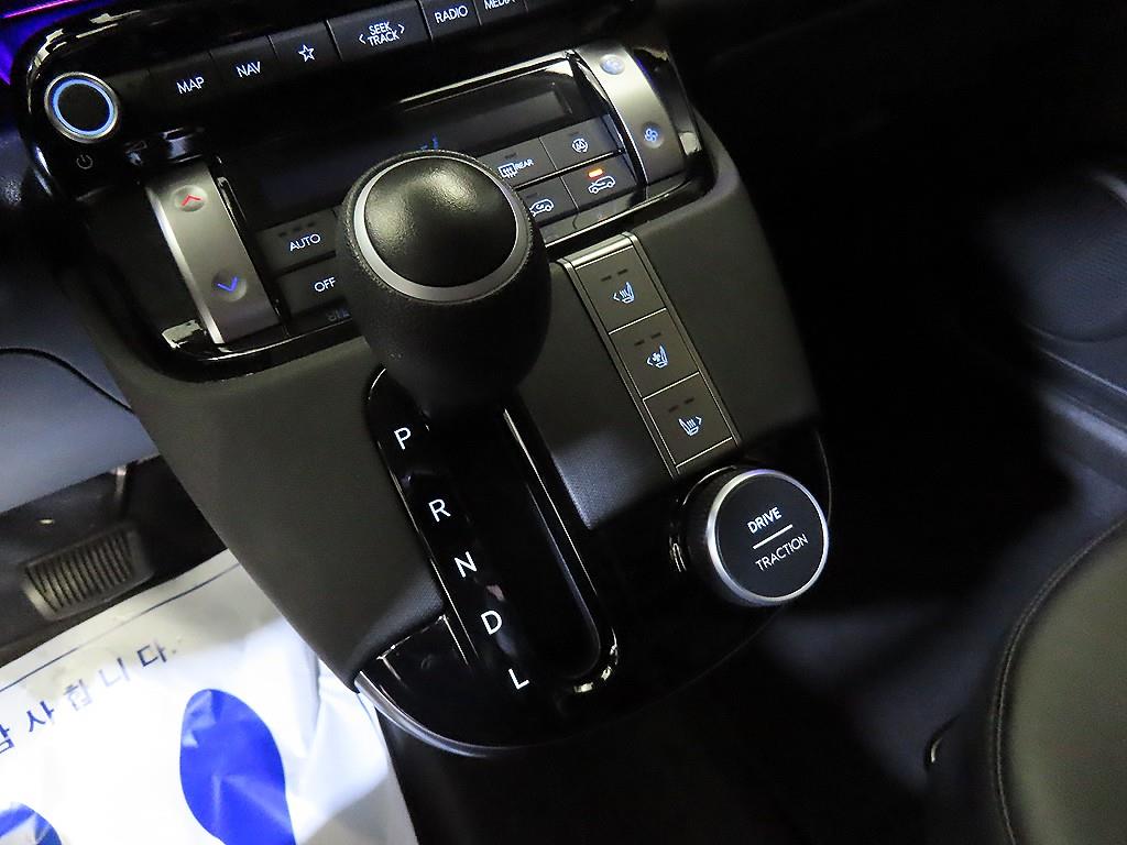 HYUNDAI Casper - Vista 12