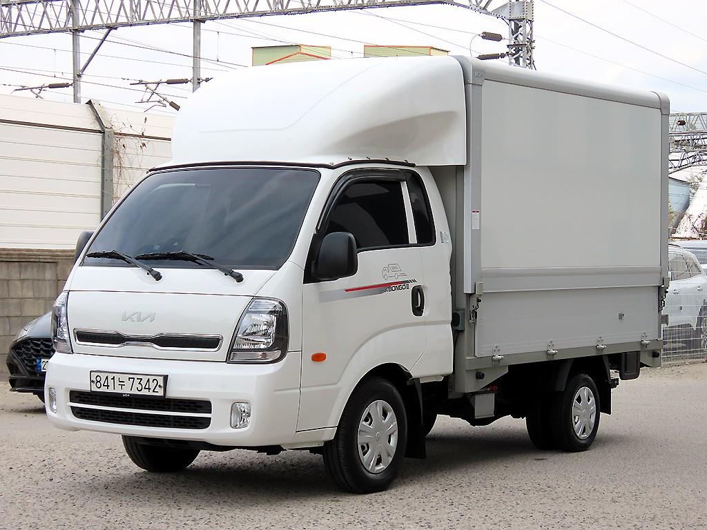 Small Truck Top_Wingbody 2024 Blanco - Importación desde Corea - HF Imports Iquique - Foto 1