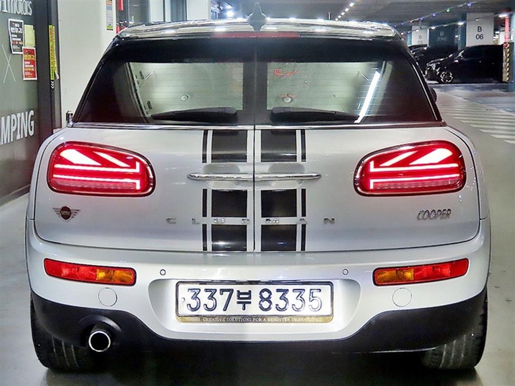 Mini Clubman - Vista 5