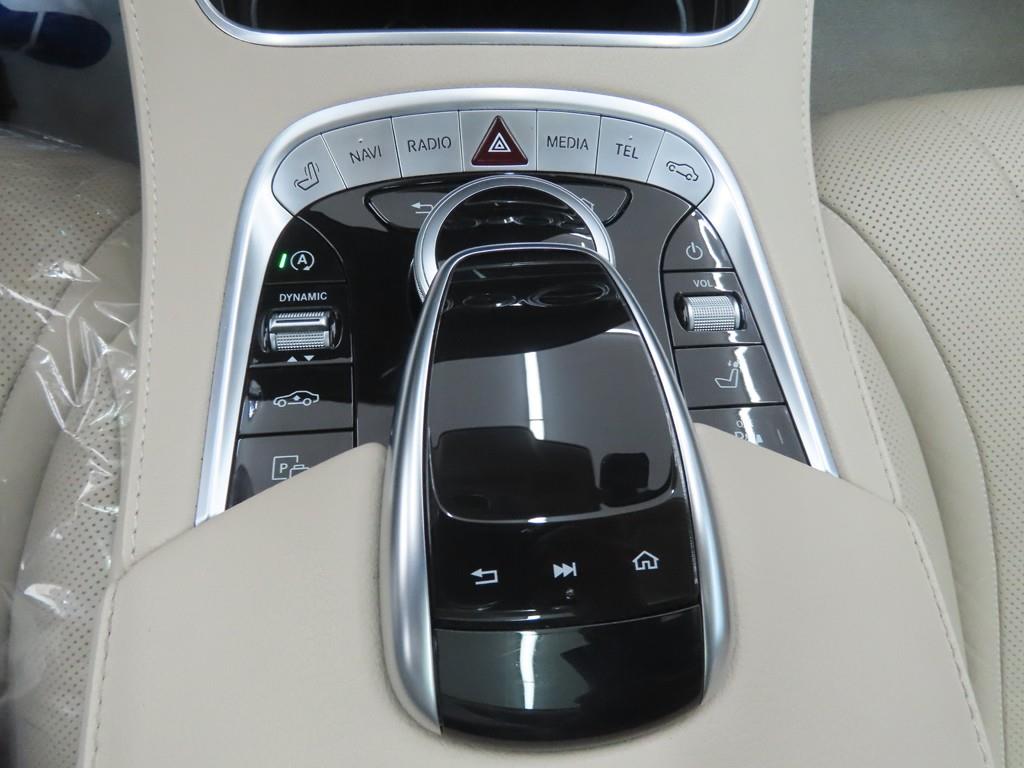 Mercedes Benz S Class - Vista 12