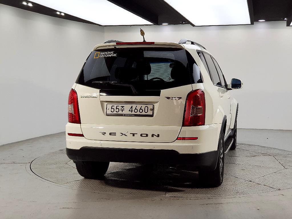 Ssangyong Rexton - Vista 3