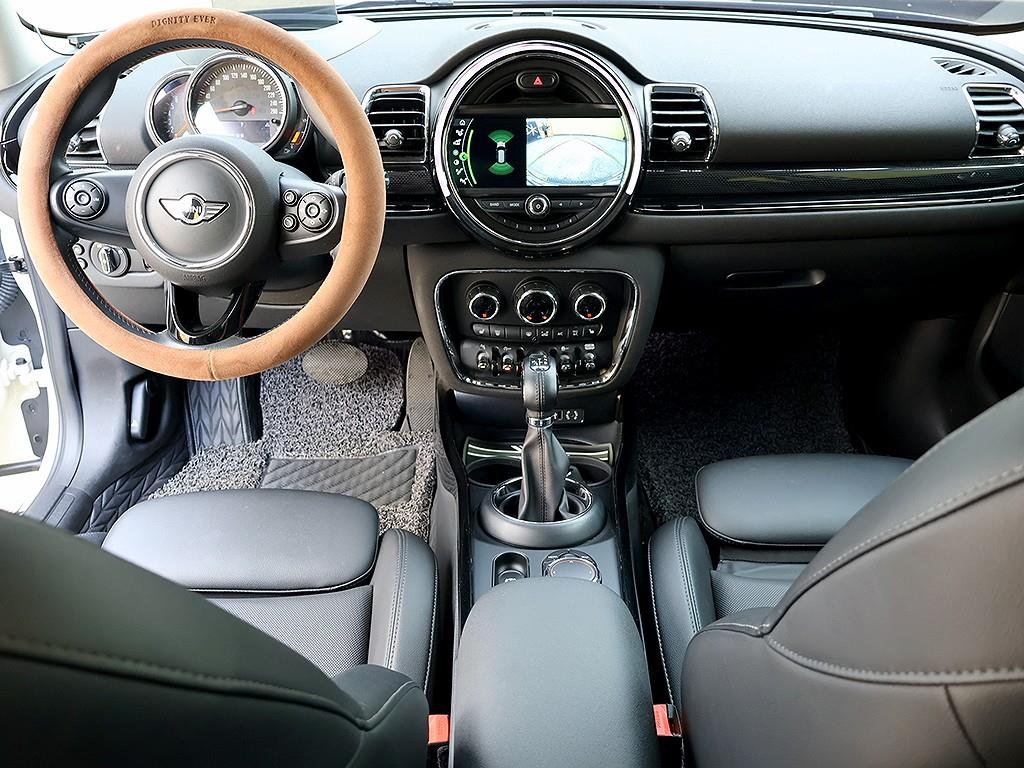 Mini Clubman - Vista 9