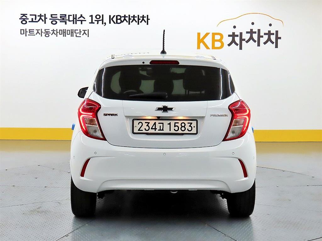 Chevrolet Spark - Vista 3