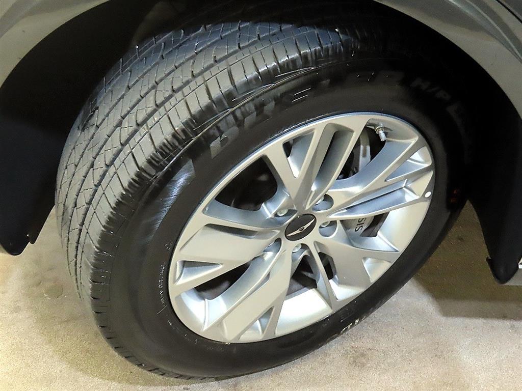 Genesis GV70 2025 Gris - Importación desde Corea - HF Imports Iquique - Foto 20