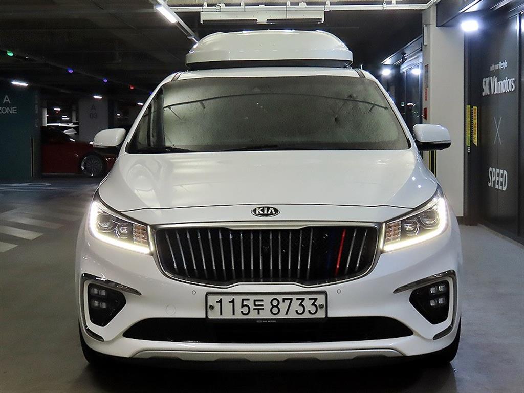 KIA Carnival - Vista 2