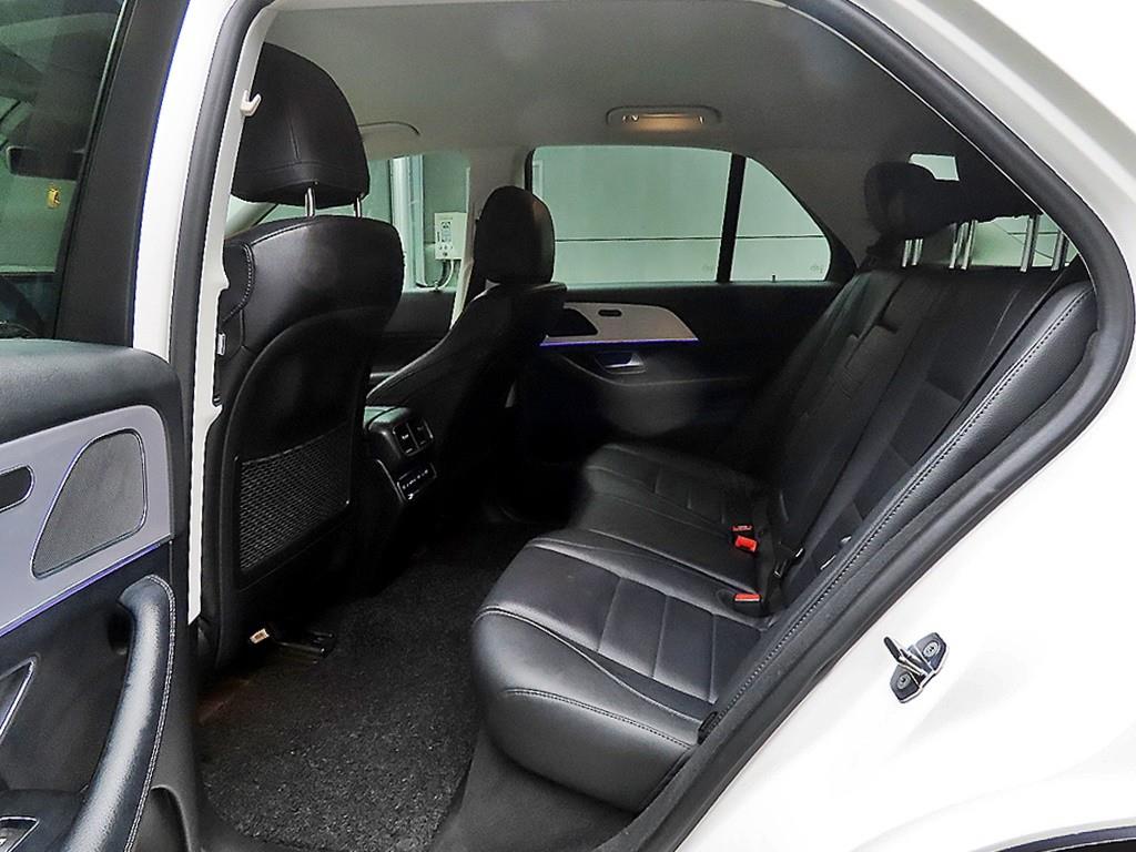 Mercedes Benz GLE Class - Vista 6