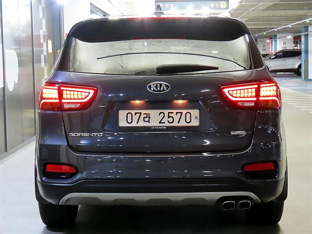 KIA Sorento - Vista 5