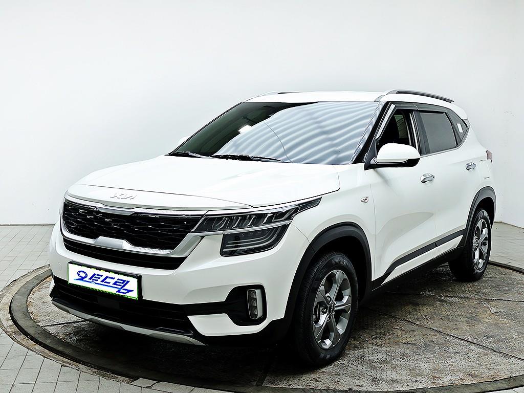 KIA Seltos - Vista 3