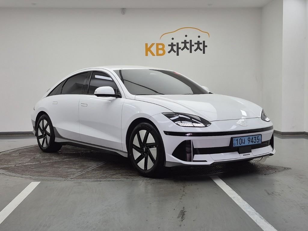 HYUNDAI Ioniq 6 - Vista 2
