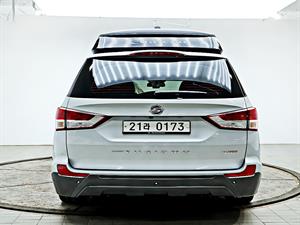 Ssangyong Korando - Vista 6