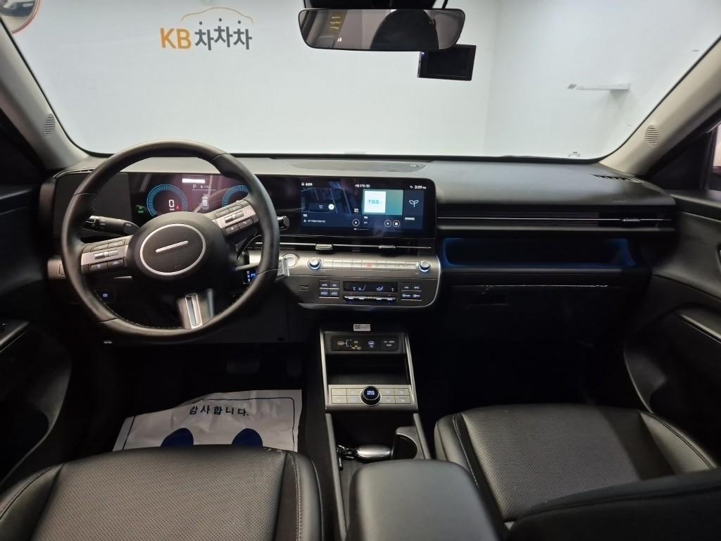 HYUNDAI Kona - Vista 7