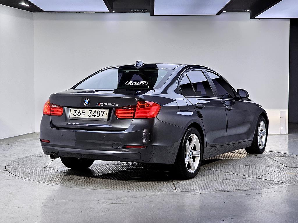BMW 3 series - Vista 4