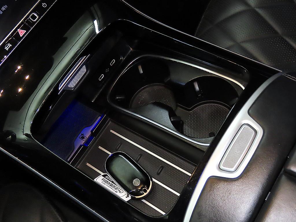 Mercedes Benz S Class 2022 Negro - Importación desde Corea - HF Imports Iquique - Foto 13