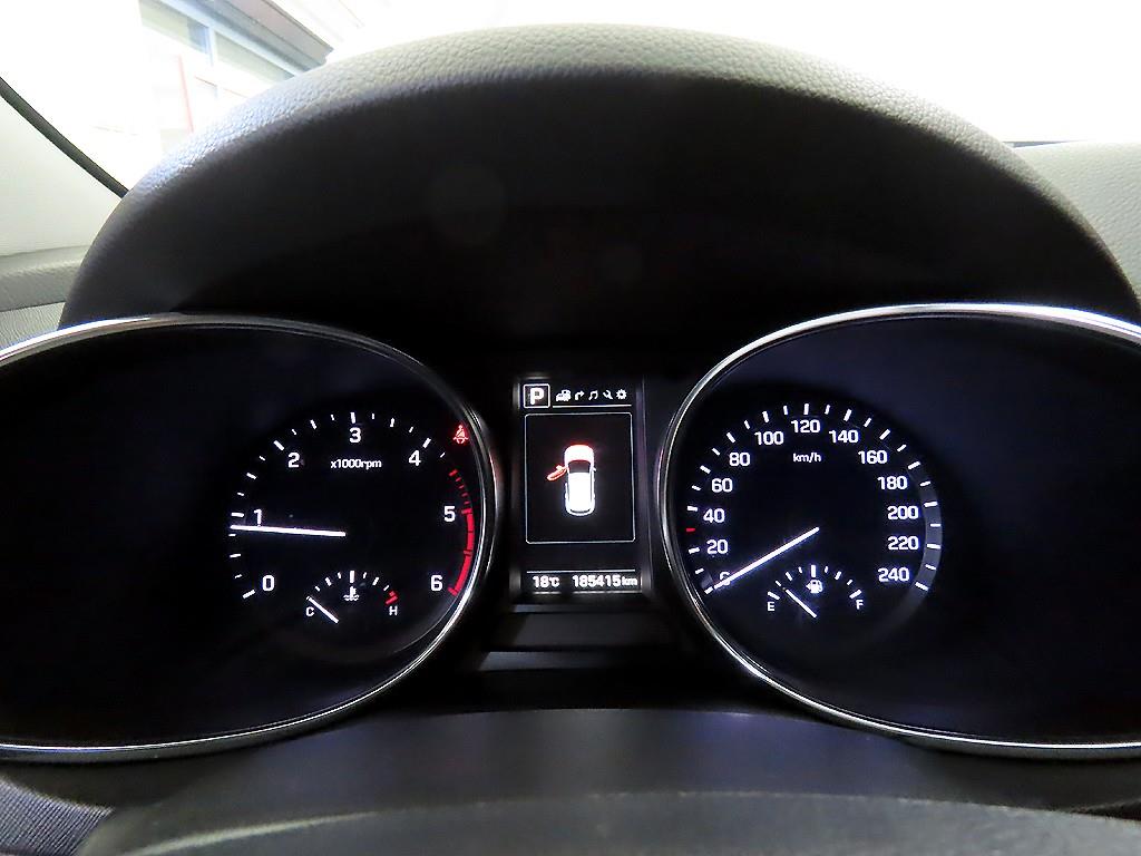 HYUNDAI Santa Fe - Vista 9