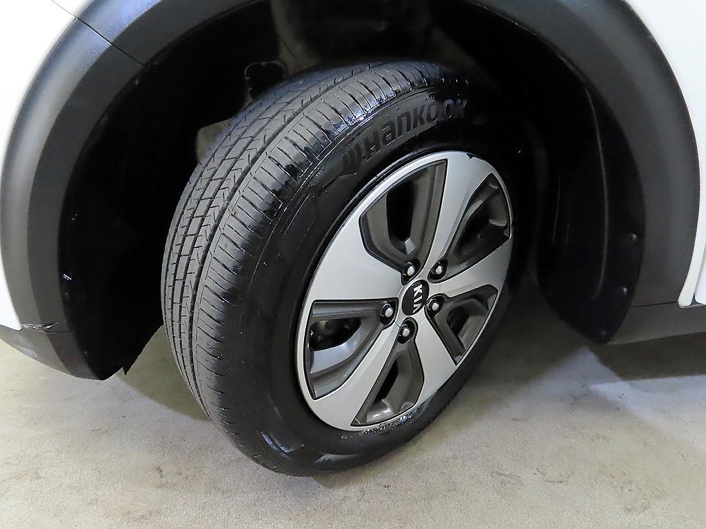 KIA Niro 2017 Blanco - Importación desde Corea - HF Imports Iquique - Foto 20