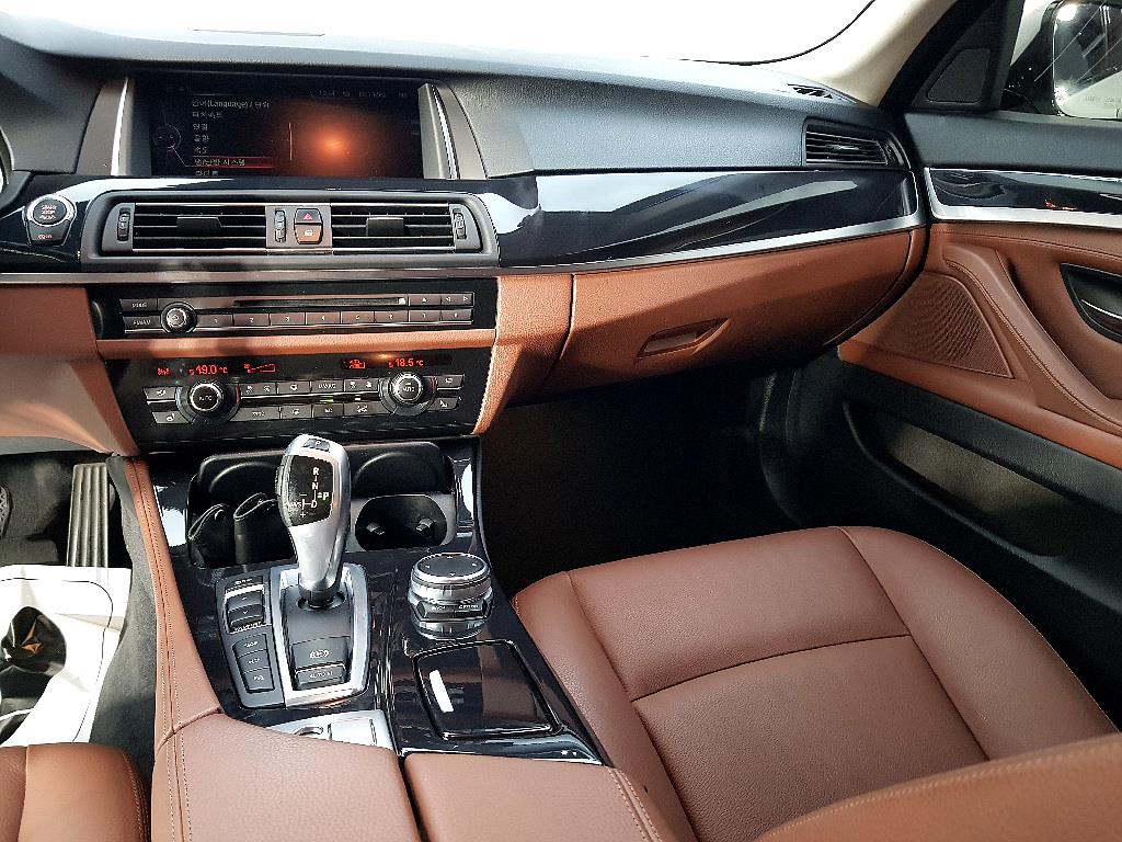 BMW 5 Series - Vista 10