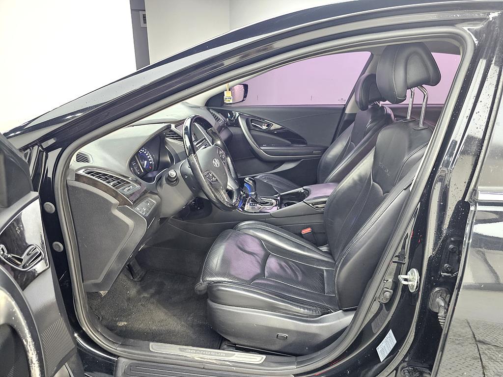 HYUNDAI Grandeur - Vista 8