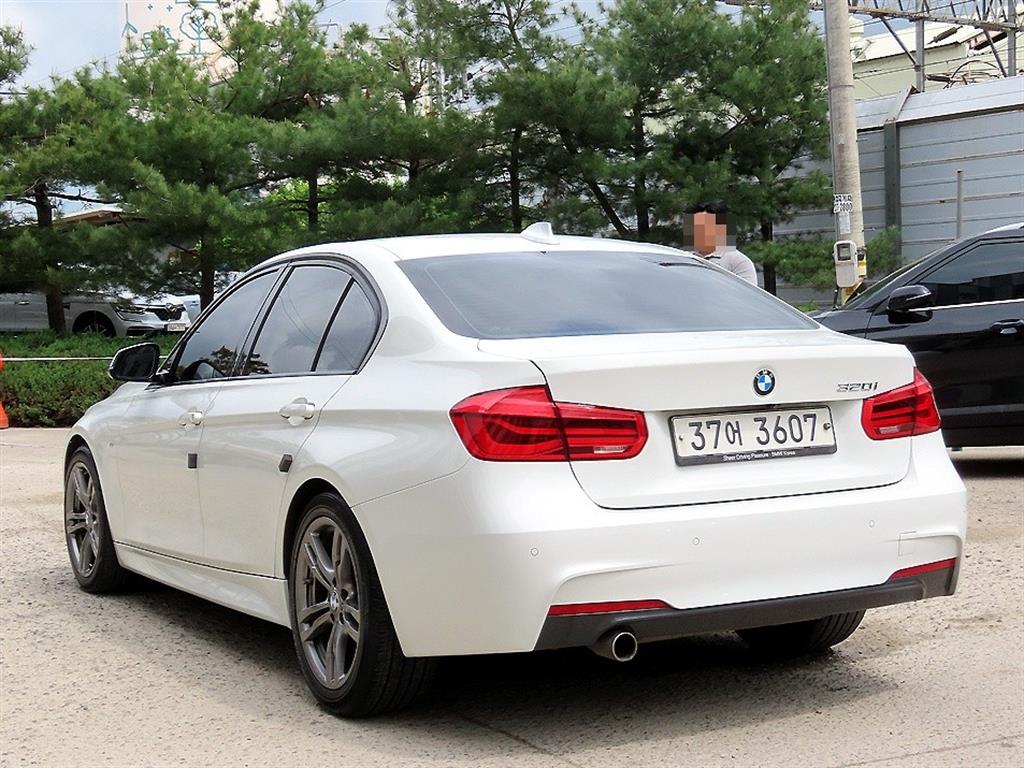 BMW 3 series - Vista 3