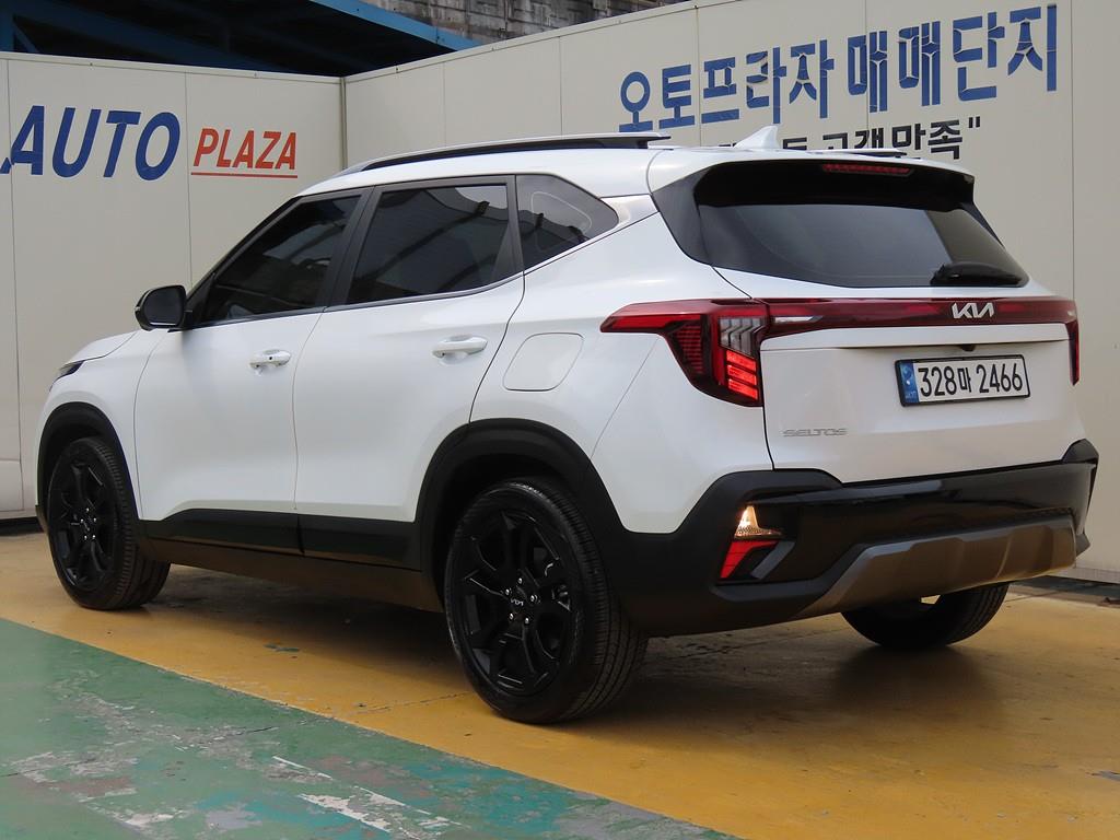 KIA Seltos - Vista 3
