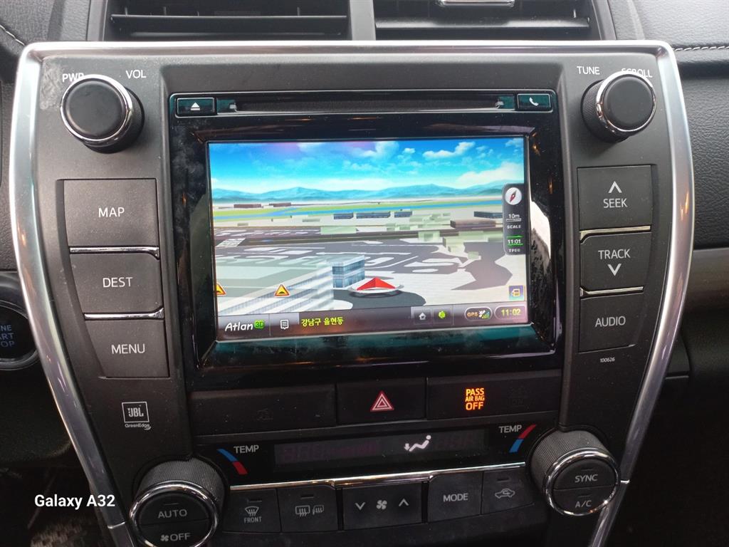 Toyota Camry - Vista 10