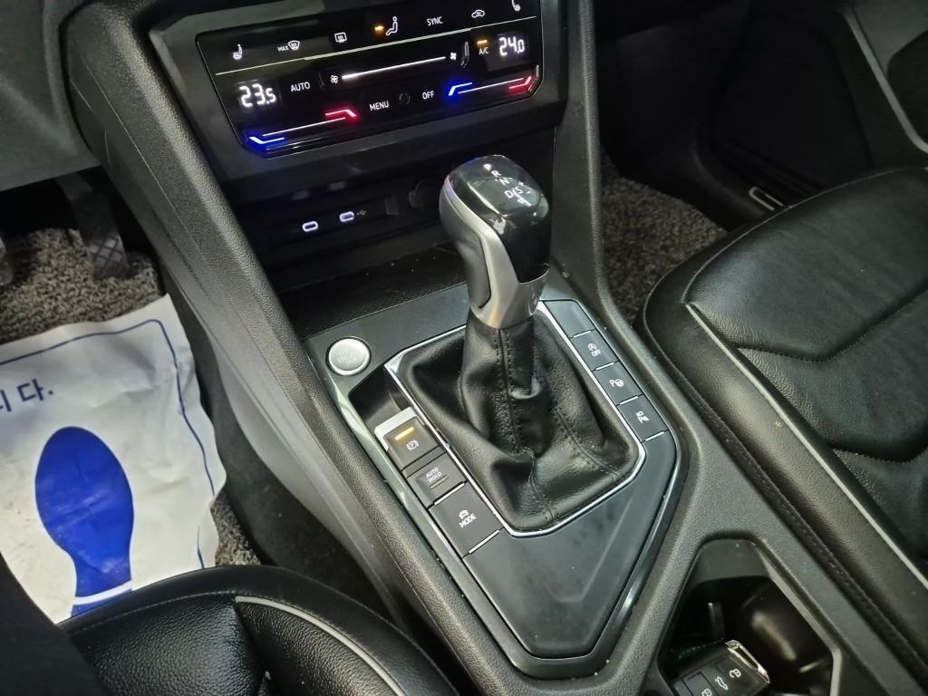 Volkswagen Tiguan - Vista 11