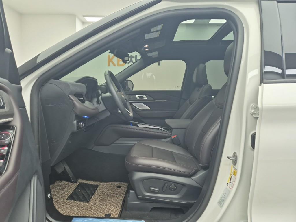 Ford Explorer - Vista 11