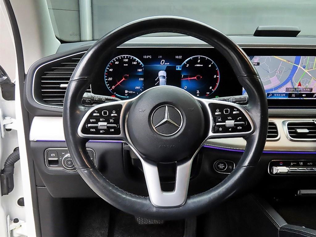 Mercedes Benz GLE Class - Vista 9