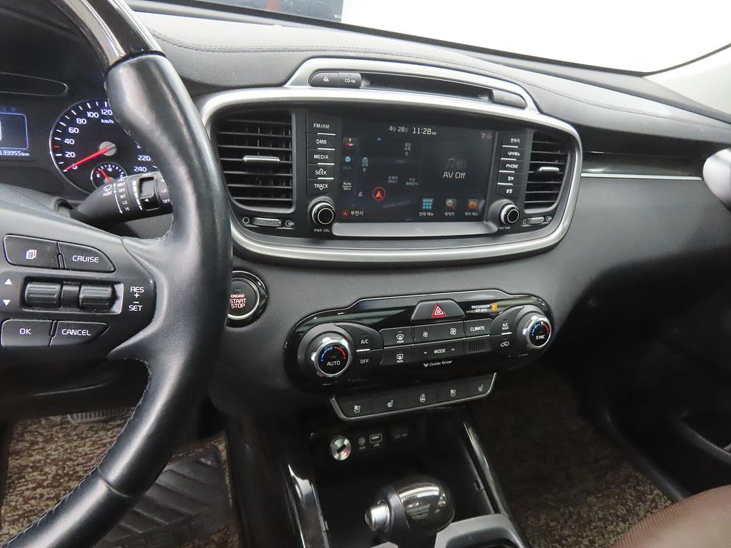 KIA Sorento - Vista 10