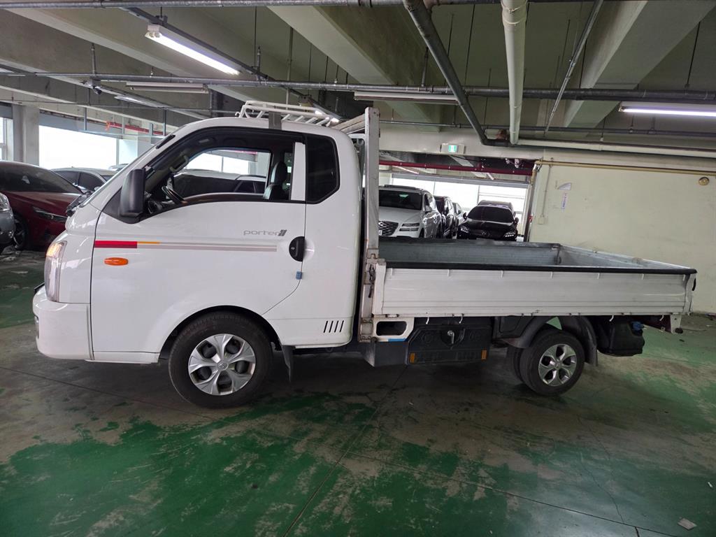 Small Truck Cargo (small) - Vista 3