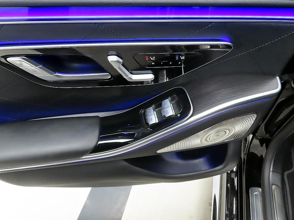 Mercedes Benz S Class - Vista 12