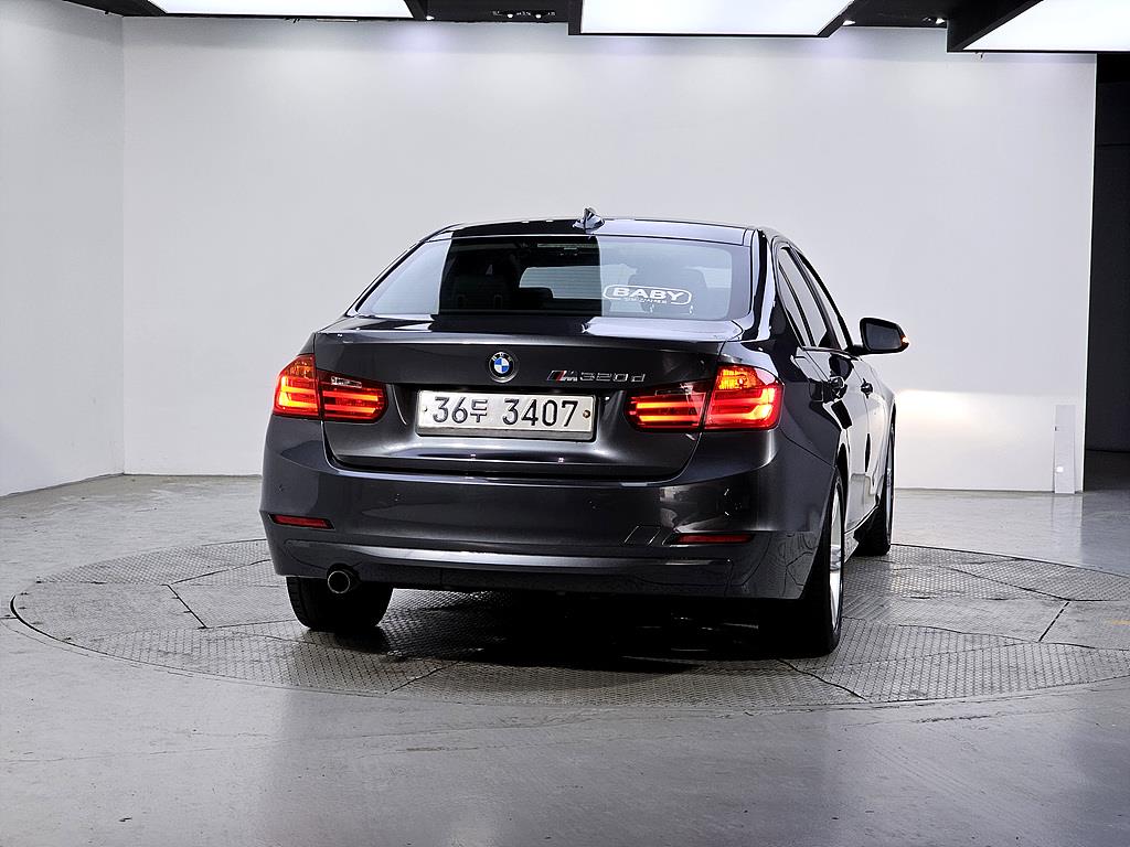 BMW 3 series - Vista 3