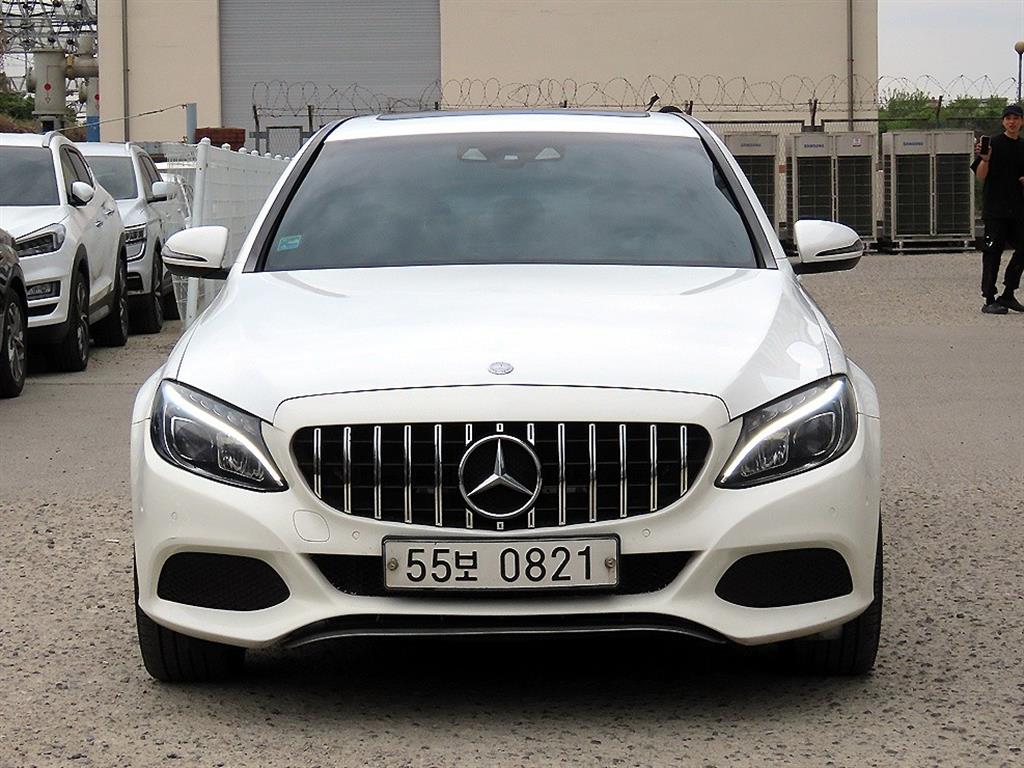 Mercedes Benz C Class 2016 Blanco - Importación desde Corea - HF Imports Iquique - Foto 1