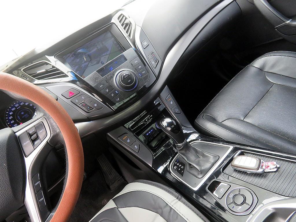 HYUNDAI i40 - Vista 11