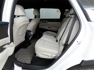 KIA Sorento - Vista 12