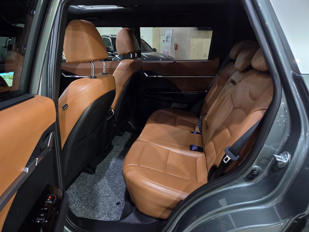 Ssangyong Torres - Vista 7
