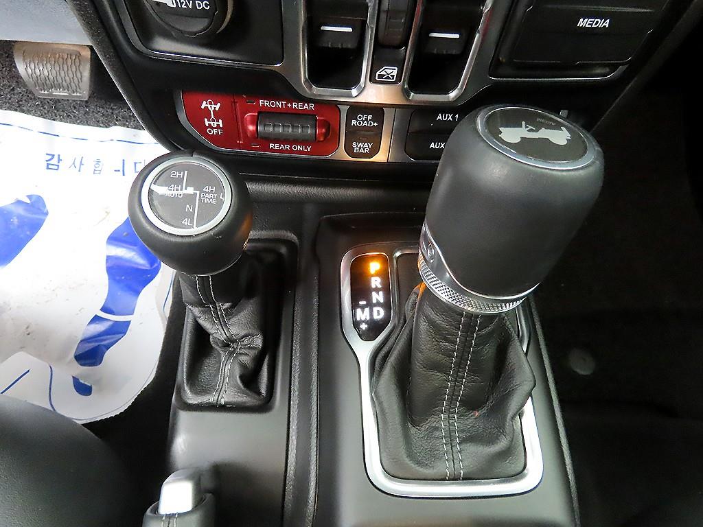 Jeep Wrangler - Vista 10