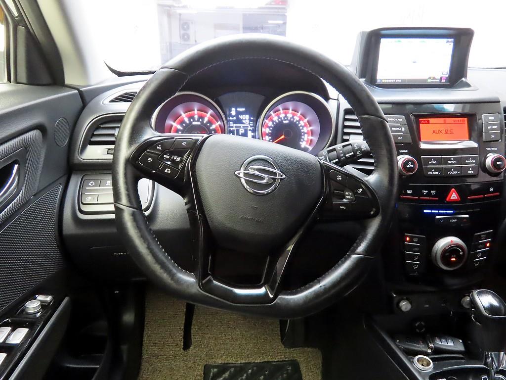 Ssangyong Tivoli - Vista 7