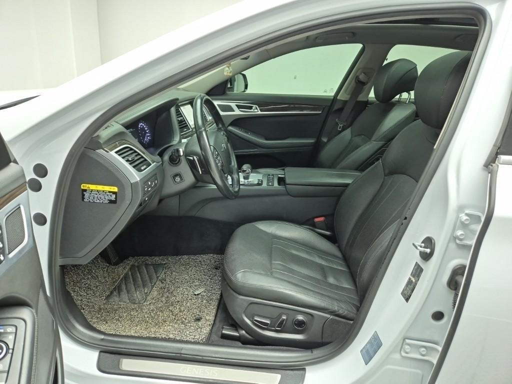 Genesis G80 - Vista 11