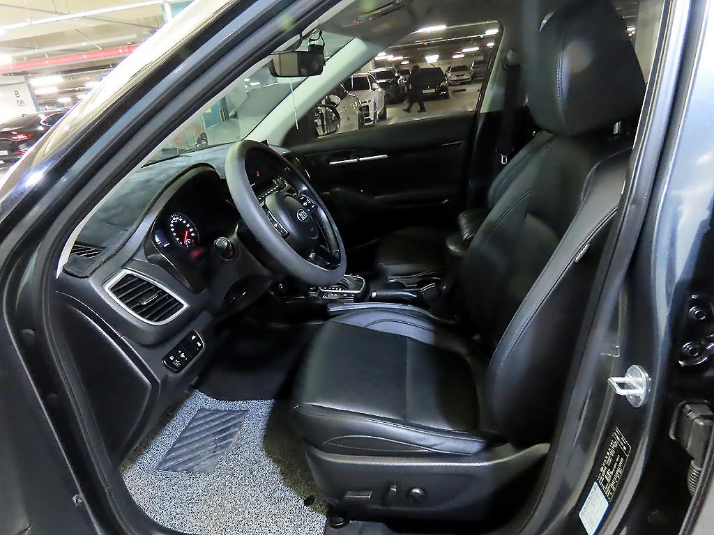 KIA Seltos - Vista 6
