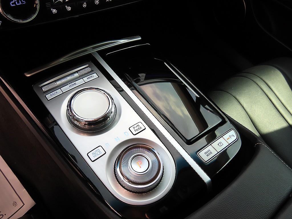 Genesis G80 - Vista 11