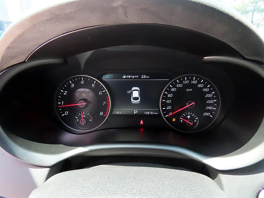 KIA Stinger - Vista 9