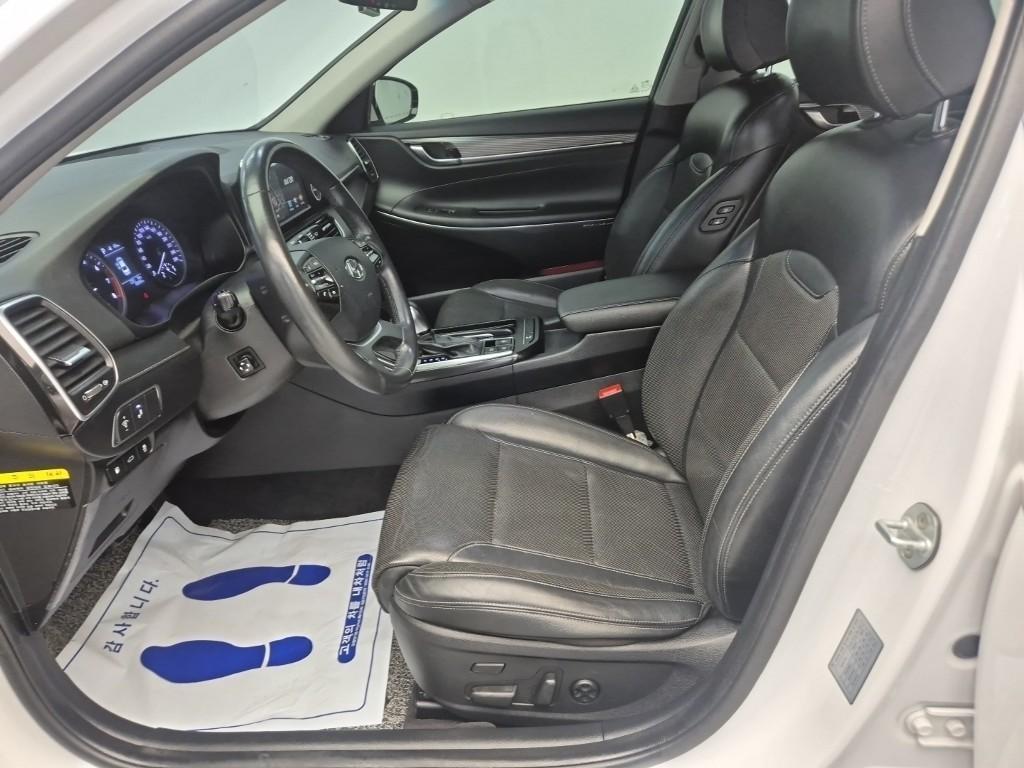 HYUNDAI Grandeur - Vista 10